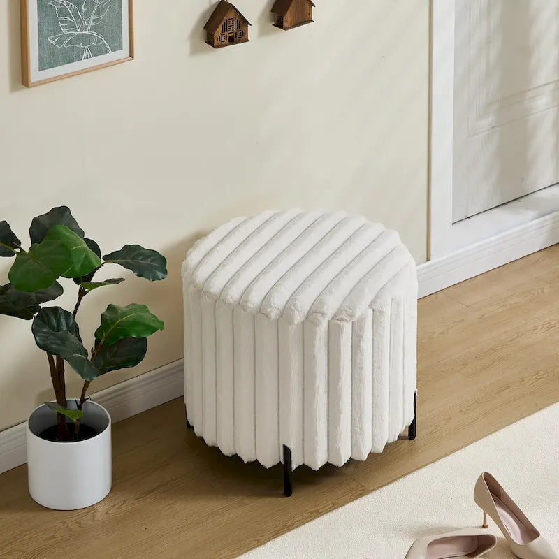 22.05Wide Upholstered Round Pouf Ottoman Foot Rest with Black Metal Legs